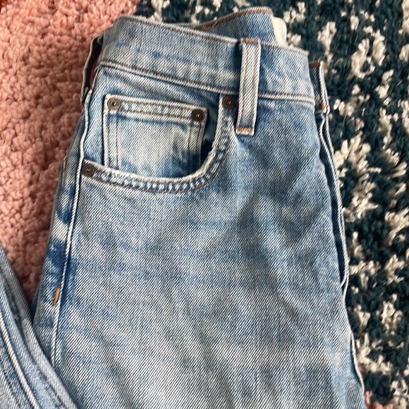 Aritzia Denim forum yoko high rise slim - size 24 - Picture 3 of 4